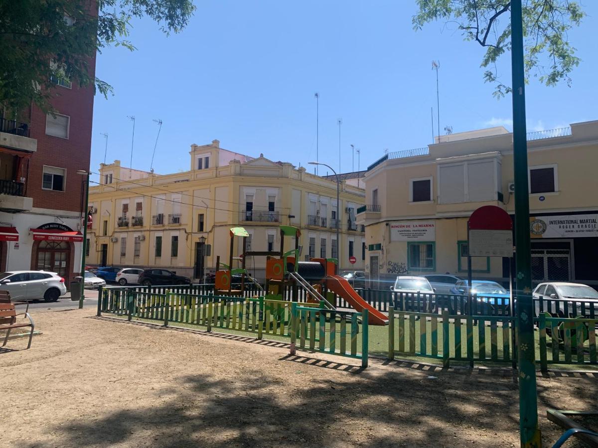 La Casita De La Puerta De Carmona Apartment Seville Exterior photo